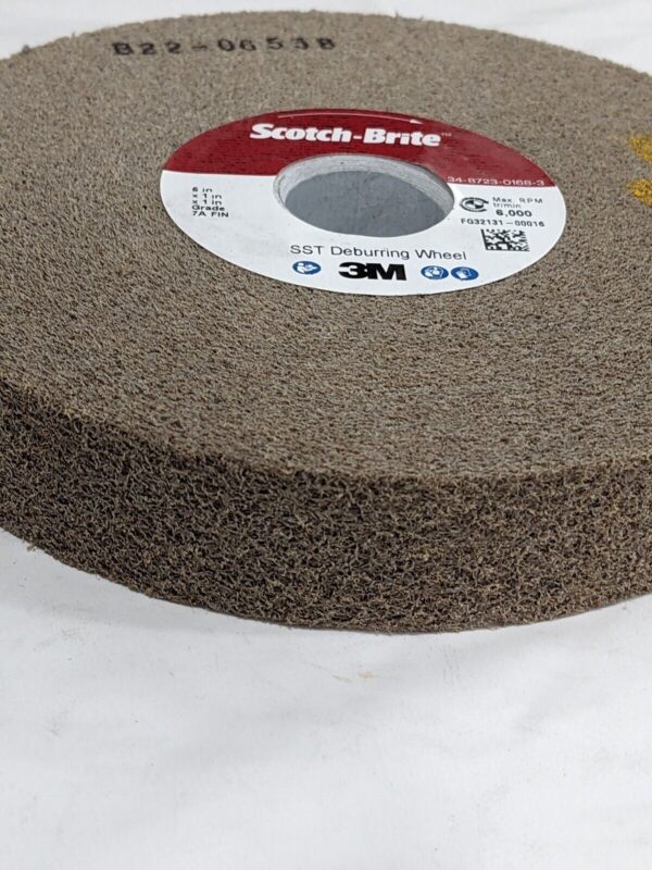 3M Deburring Wheel 6" X 1" X 1" Grade 7A FIN 7000028482