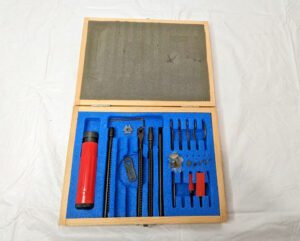 SHAVIV VARGUS Deburring Kit w/Wooden Case 154-29061 INCOMPLETE