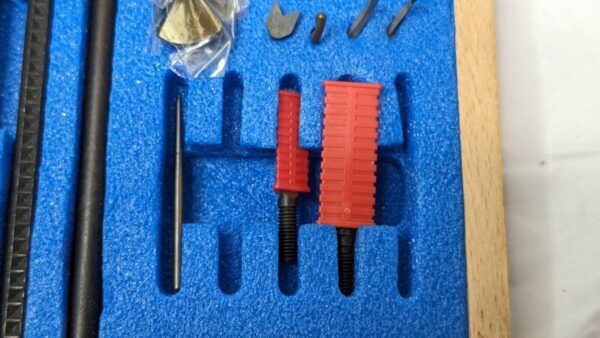 SHAVIV VARGUS Deburring Kit w/Wooden Case 154-29061 INCOMPLETE