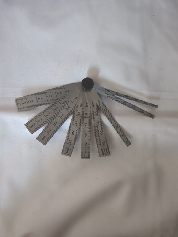 SPI 0.1 to 0.5 Inch Measurement, 8 Leaf Taper Gage 14-184-6