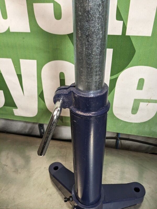 Palmgren V-Head Roller Support Stand 2000 lb. Capacity 38-1/2" Height 9670181