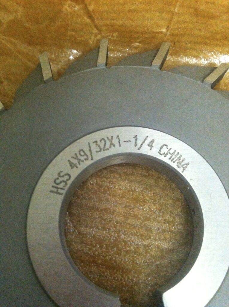 MHC 4" x 9/32" x 1-1/4" HSS Straight 18T Side Milling Cutter 301-4198