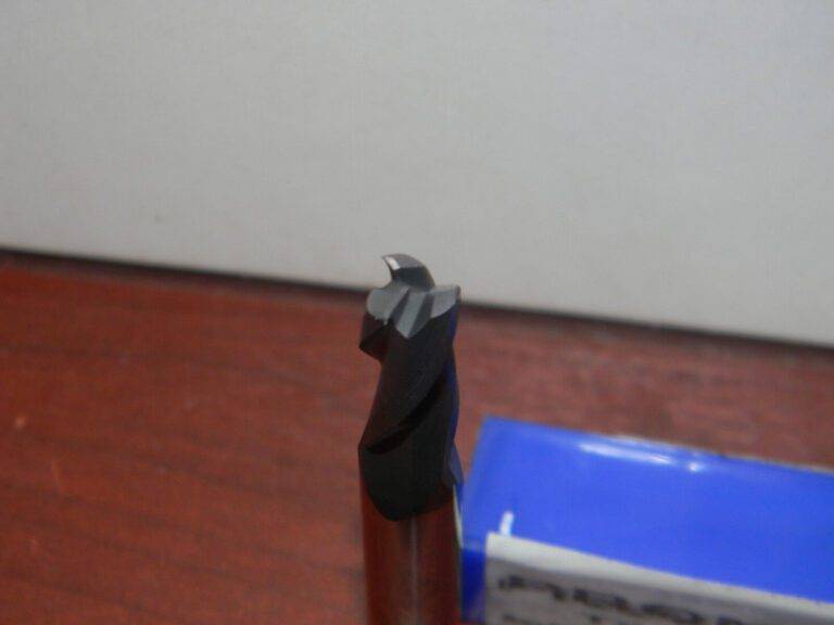 ProMax #106-01824 9/32" x 5/16" x 1/2" x 2-1/2" 3F Carbide AlTiN HH End Mill