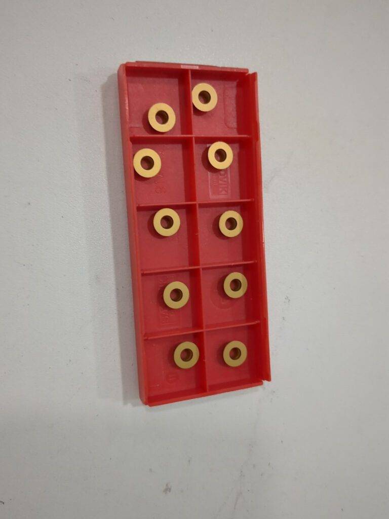 SANDVIK 10pc Milling Inserts ANSI R300-0828E-MM 2040 Solid Carbide 5744410