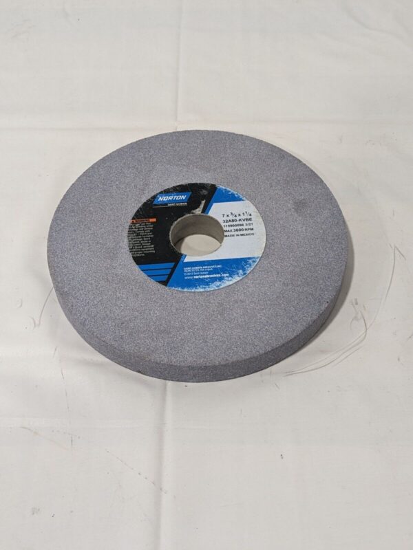 NORTON Surface Grinding Wheel 7" Dia, 3/4" Thick, 1-1/4" Arbor 115900096