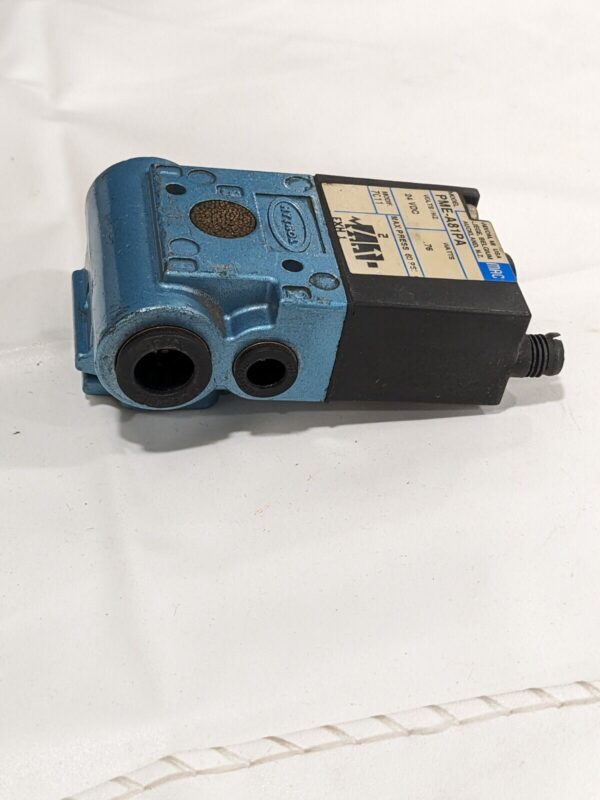 Mac Solenoid Valve 24 VDC Coil Hytrol EzLogic Mod 7011. PME-A81PA