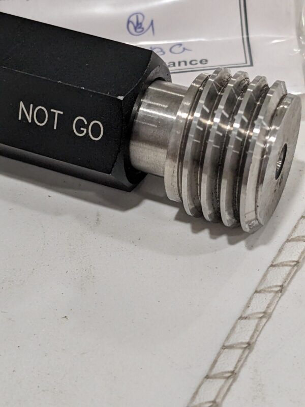 SPI Plug Thread Gage: #1-8 Thread, 2B Class, Go & No Go 34-429-1