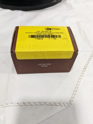 Brighton Shoulder Screw 1/4" Dia, 1/4" Length, #10-24, 18-8 Qty 25 710016