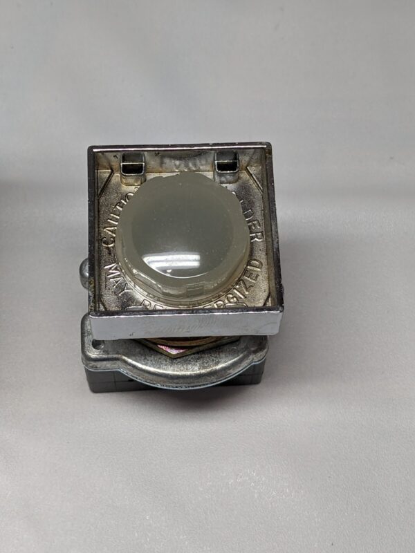 CUTLER HAMMER E30 BA 120V Compact Push Button Indicating Pilot Light E30BA