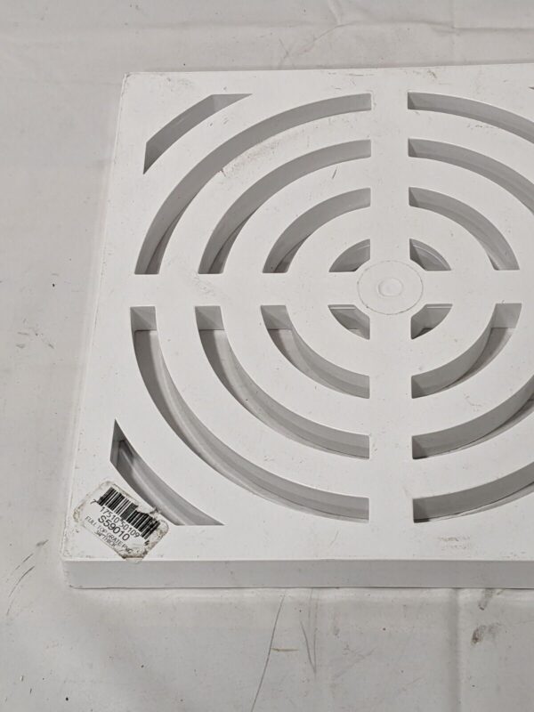 Jones Stephens Pvc Full Top Grate 3/4" X 9-1/8" X 9-1/8" S59010