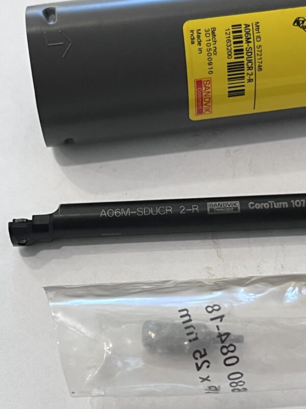 Indexable Boring Bar: A06M-SDUCR2-R, 0.5984" Min Bore, Right Hand, -3 deg Lead,