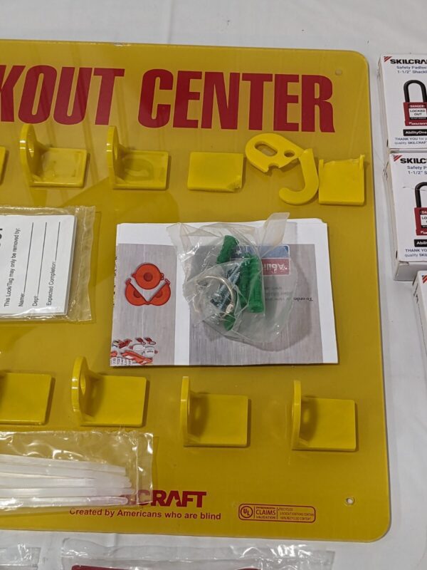 ABILITYONE Equipped Lockout Tagout Station: Keyed Different, 30 Pc 5340016512050