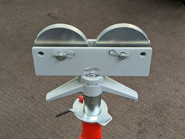 Ridgid Roller Head Pipe Stand 12" Pipe Capacity 32" to 55" Height 56672