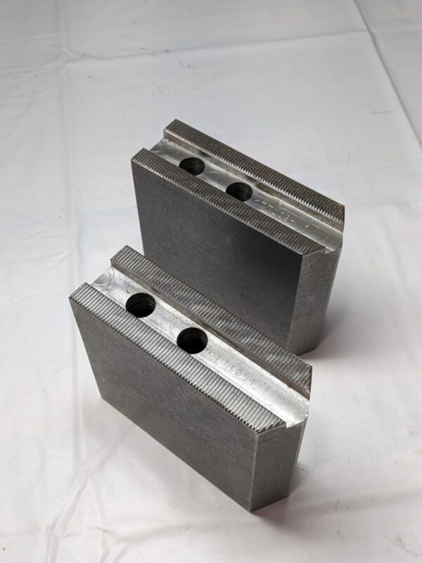 Abbott Soft Lathe Chuck Jaw: Serrated 1-1/2" OAW 4" OAH 4-1/2" OAL Qty 2 KTT10S4