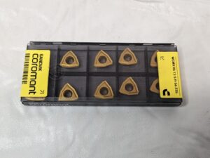 Sandvik Coromant Carbide Drill Inserts WCMX 06 T3 S R-56 235 QTY 10 5756180