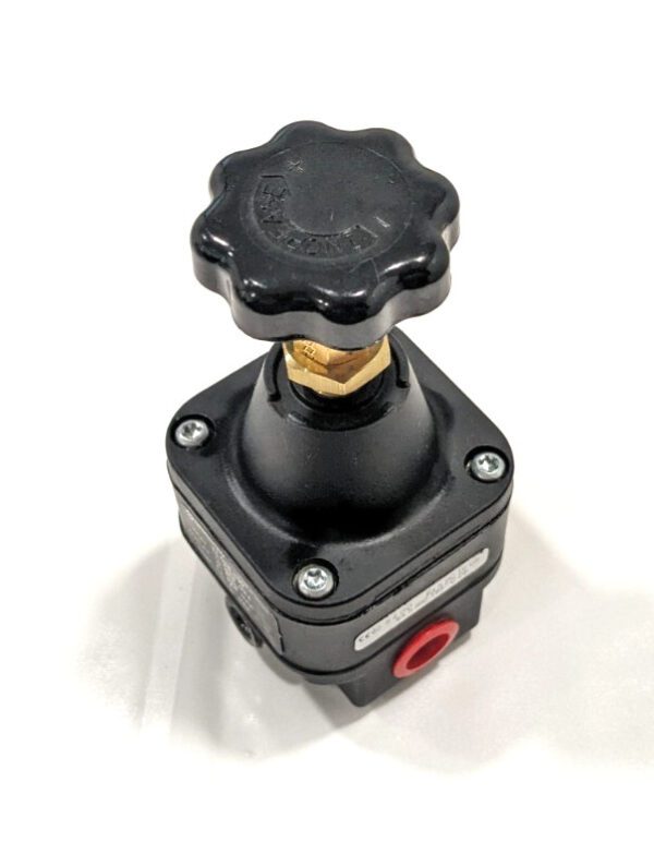 NORGREN Compressed Air Regulator 1/4" NPT, 150 Max psi 11-018-100