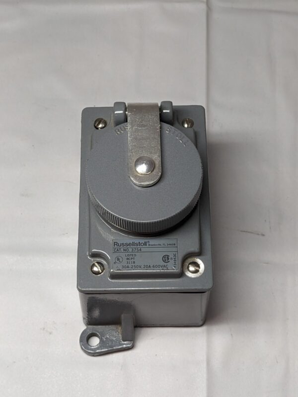 Russellstoll 30A 250V 20A 600VAC Water Tight Receptacle 3754
