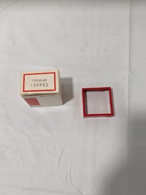 Cutler Hammer E30KR2 Collar Red new