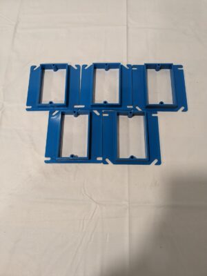 Carlon Outlet Box Cover, Square, Raised, 1 Gang, 4", Blue Qty 5 A410