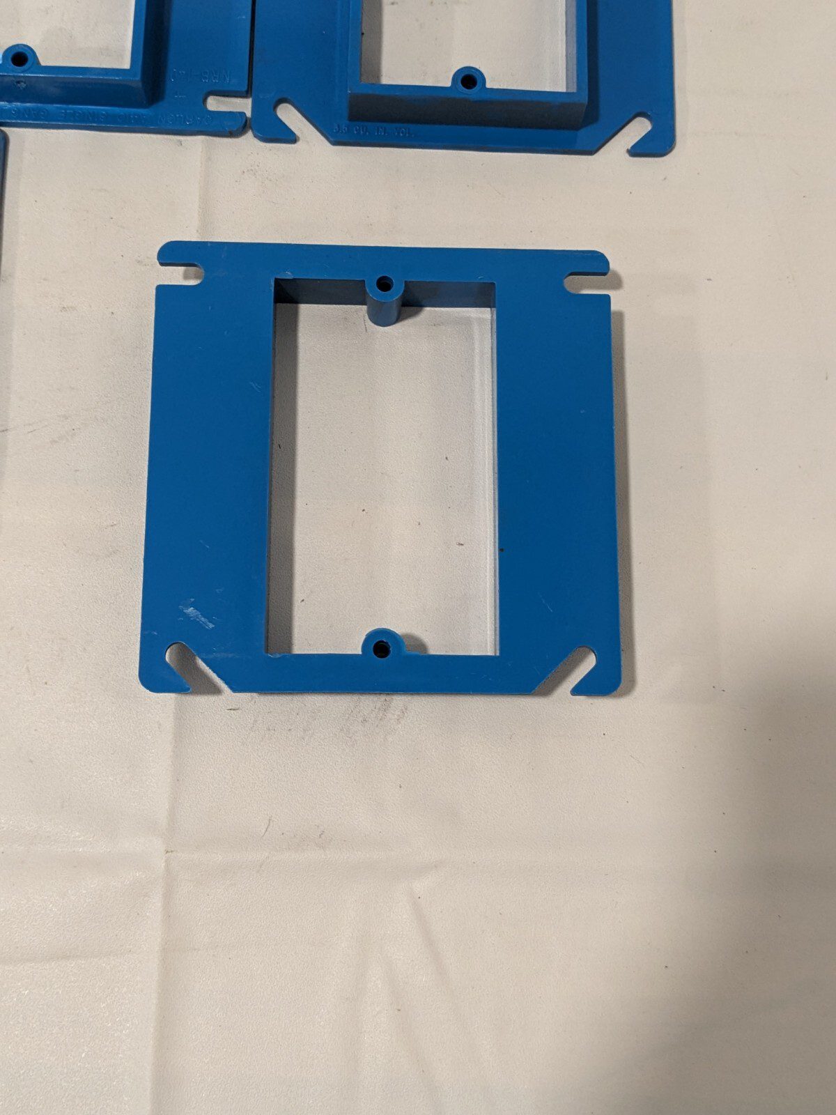 Carlon Outlet Box Cover, Square, Raised, 1 Gang, 4", Blue Qty 5 A410