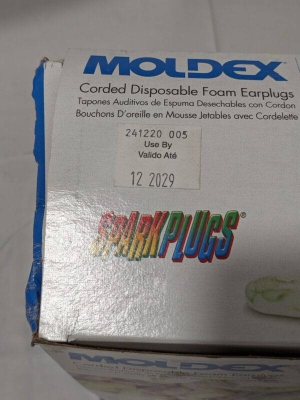 MOLDEX Earplugs: 33 dB, Non-PVC Foam, Bullet, Roll Down, Corded Qty 100 6654
