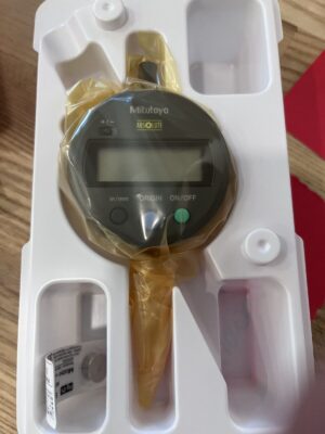 LCD Electronic Drop Indicator: 1/2″ Max, 0.000100″ Accuracy, Lug Back 543-793