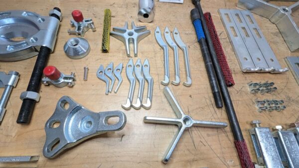PROTO Master Puller Set J4235A INCOMPLETE