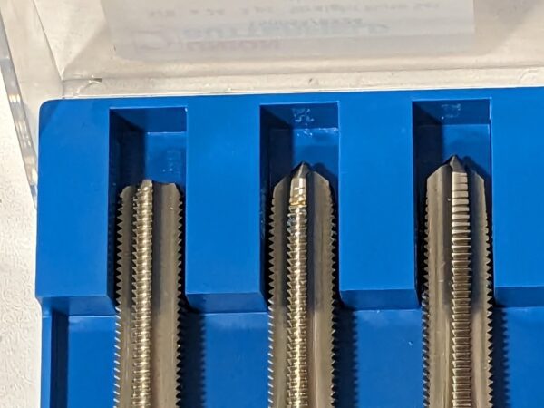 UNION BUTTERFIELD Tap Set: 3/8-24 UNF, 4 FL, Bottoming Plug & Taper 6006957