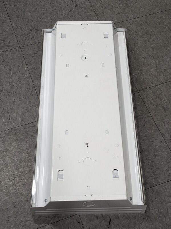 Coronet Fluorescent Wrap Fixture, 2', 2-Lamp, T8, 17W, 120V CA217MV