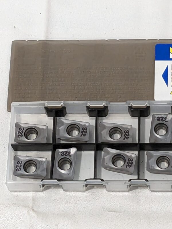 ISCAR Solid Carbide Milling Insert: ANSI ADKT 1505PDL-HM IC328 Qty 10 5601298