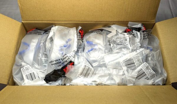3M SecureFit Safety Glasses *Box of 20* Anti-Fog & Scratch-Resistant 7100150838