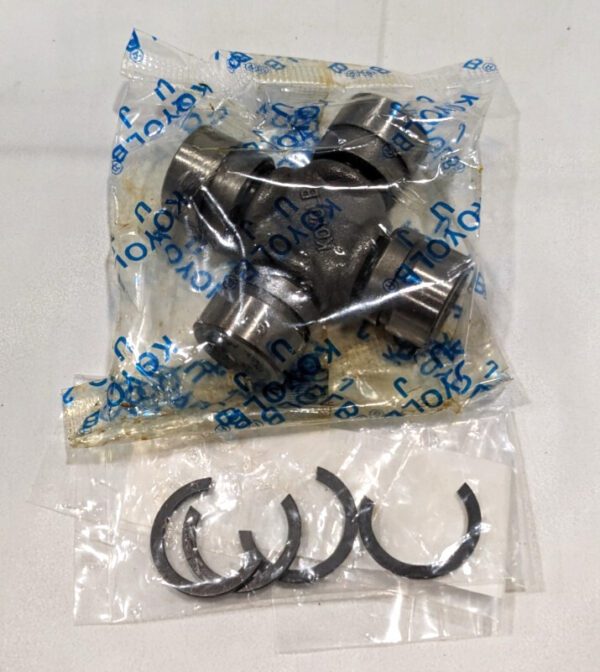 20MM Universal Joint with Retaining Rings 1402-164