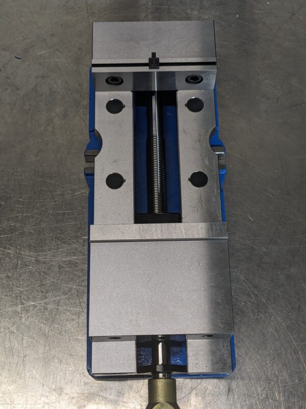 Kurt CrossOver Precision Machine Vise 6" Jaw Width 9" Opening Capacity