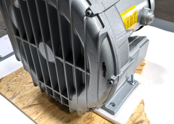GAST 2-1/2 HP Regenerative Air Blower 230/460V 3PH R5325A-2