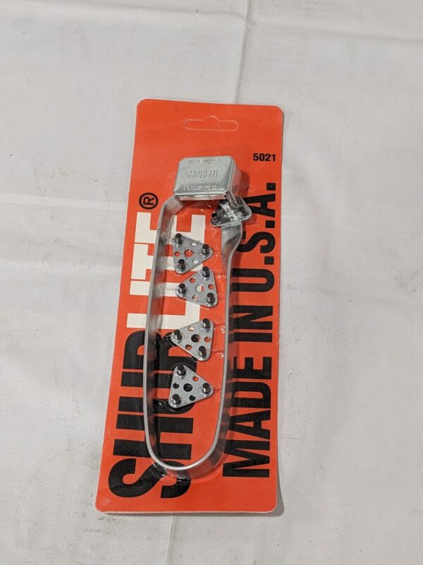 Shurlite Triple Flint Striker Lighter and 4 Three Way Flint Renewal 5021