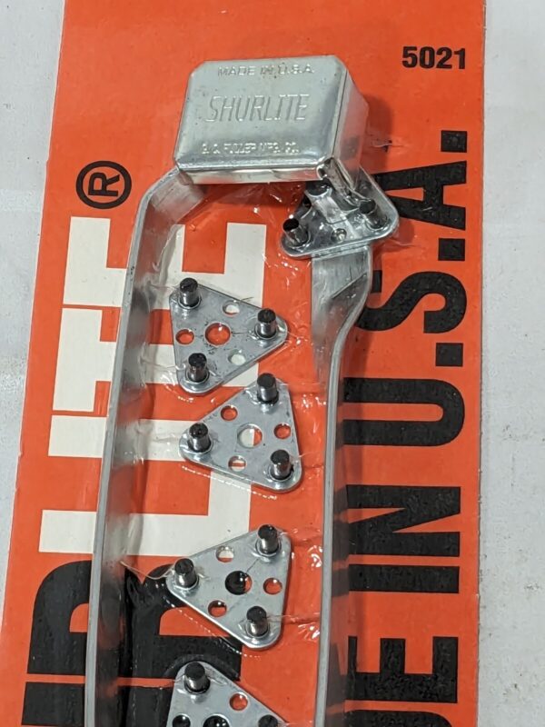 Shurlite Triple Flint Striker Lighter and 4 Three Way Flint Renewal 5021