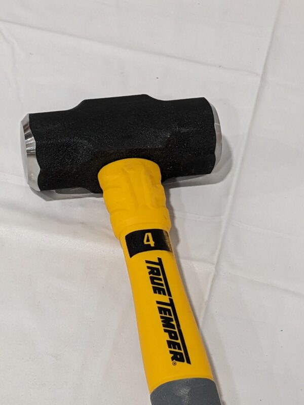 True Temper Tough Trike Fiberglass Engineer Hammer, 4 lb, 15'' Handle 20184500