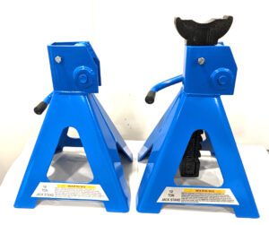 12 Ton Capacity Jack Stands 1 Pair 17-1/2" - 27-1/2" High T412002 INCOMPLETE