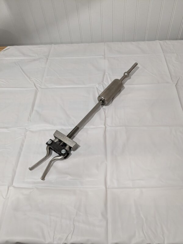 OTC 1/2" to 2" Spread, Pilot Bearing Puller 20-3/4" Long 1172