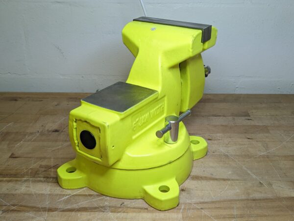 Wilton High Visibility Combination Bench Vise w/ Swivel Base 6" Jaw Width 63188