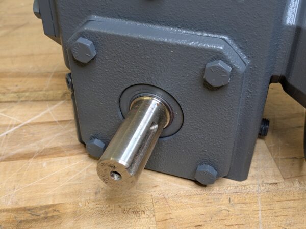 Morse Raider Worm Gear Speed Reducer 56C Left/Right Output 7/8” Shaft 175Q56LR25