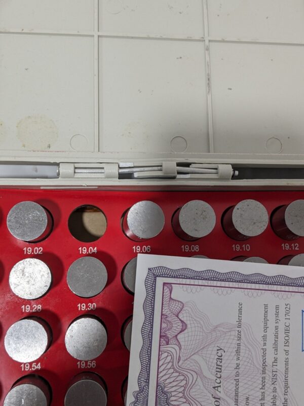SPI Class ZZ Plug Gage Set: 19 to 20.98 mm Range 22-194-5 INCOMPLETE