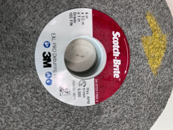 3M Deburring Wheel: 6" Dia, 1/2" Face Width, 1" Hole, Silicon Carbide