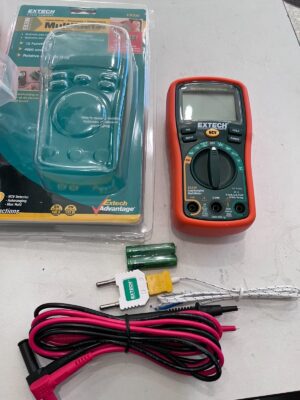 Extech CAT III, Auto Ranging & Digital Multimeter: 600 VAC/VDC EX330