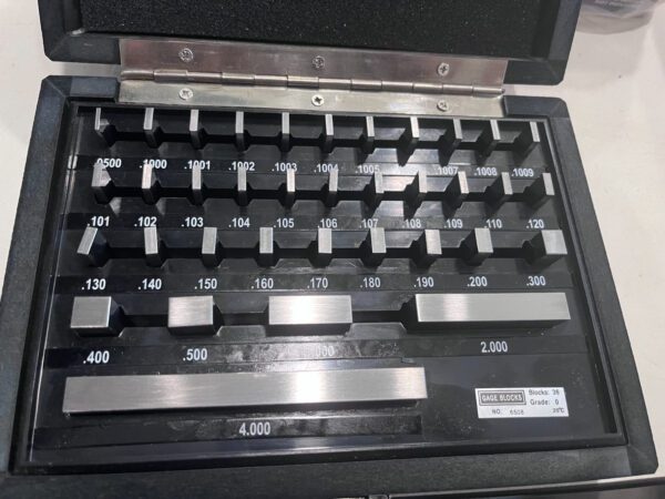 SPI Gage Block Set: 0.05 to 4'' Range, 81 Pc, AS-1 Grade, Steel 30-911-2