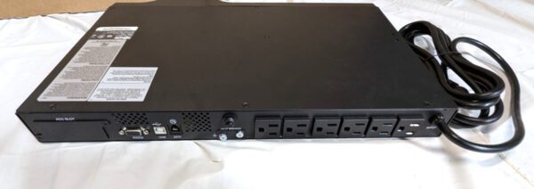TRIPP-LITE 5.6 Amp 500V Rack Mount Uninterruptible Power Supply SMART500RT1U