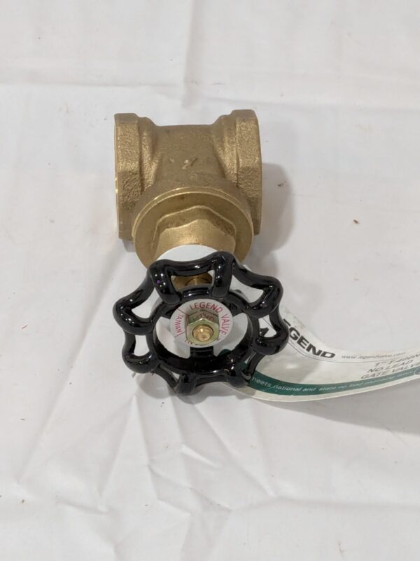 Legend Gate Valve: 1" Pipe, FNPT x FNPT, Brass 104-465NL