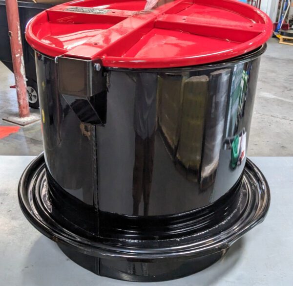 NEW PIG 55 Gallon Drum Latching Cover DRM1213A-RD Scratch & Dent