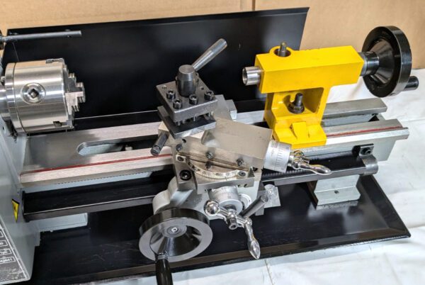 ENCO 7" x 12" Bench Lathe Variable Speed 3MT / 2MT 110V C2(7"X12") *Damaged*