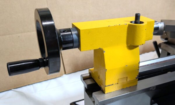 ENCO 7" x 12" Bench Lathe Variable Speed 3MT / 2MT 110V C2(7"X12") *Damaged*